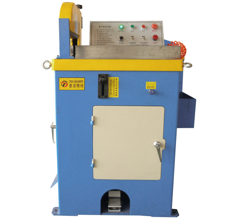 Aluminum cutting machine